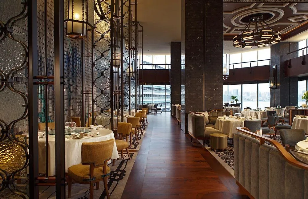 Renaissance Hong Kong Harbour View Hotel