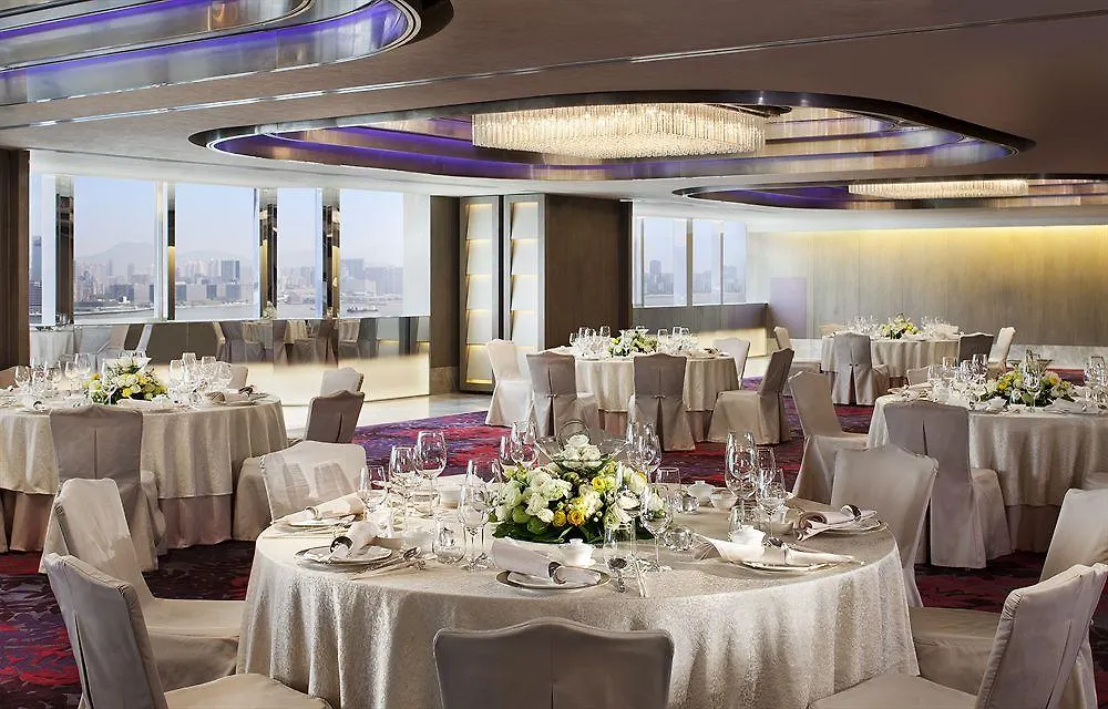 Renaissance Hong Kong Harbour View Hotel