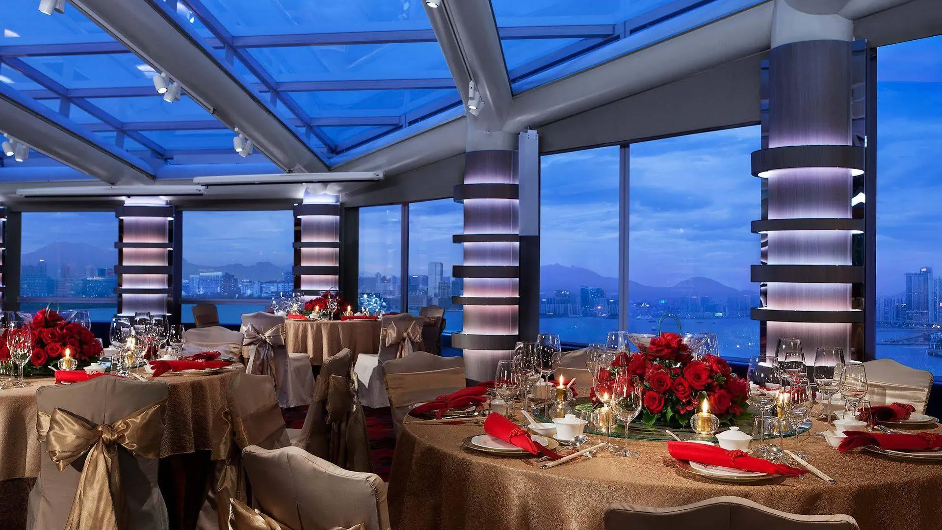 Renaissance Hong Kong Harbour View Hotel