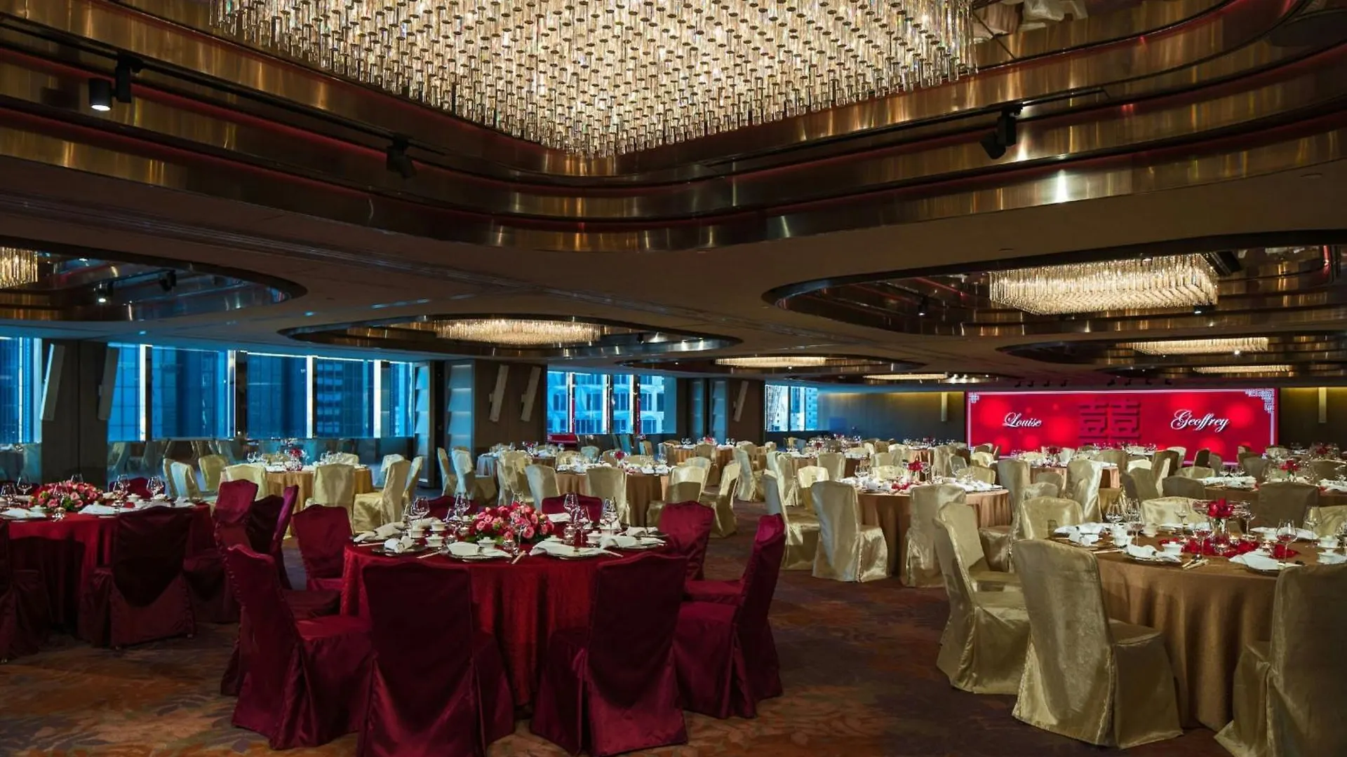 Renaissance Hong Kong Harbour View Hotel