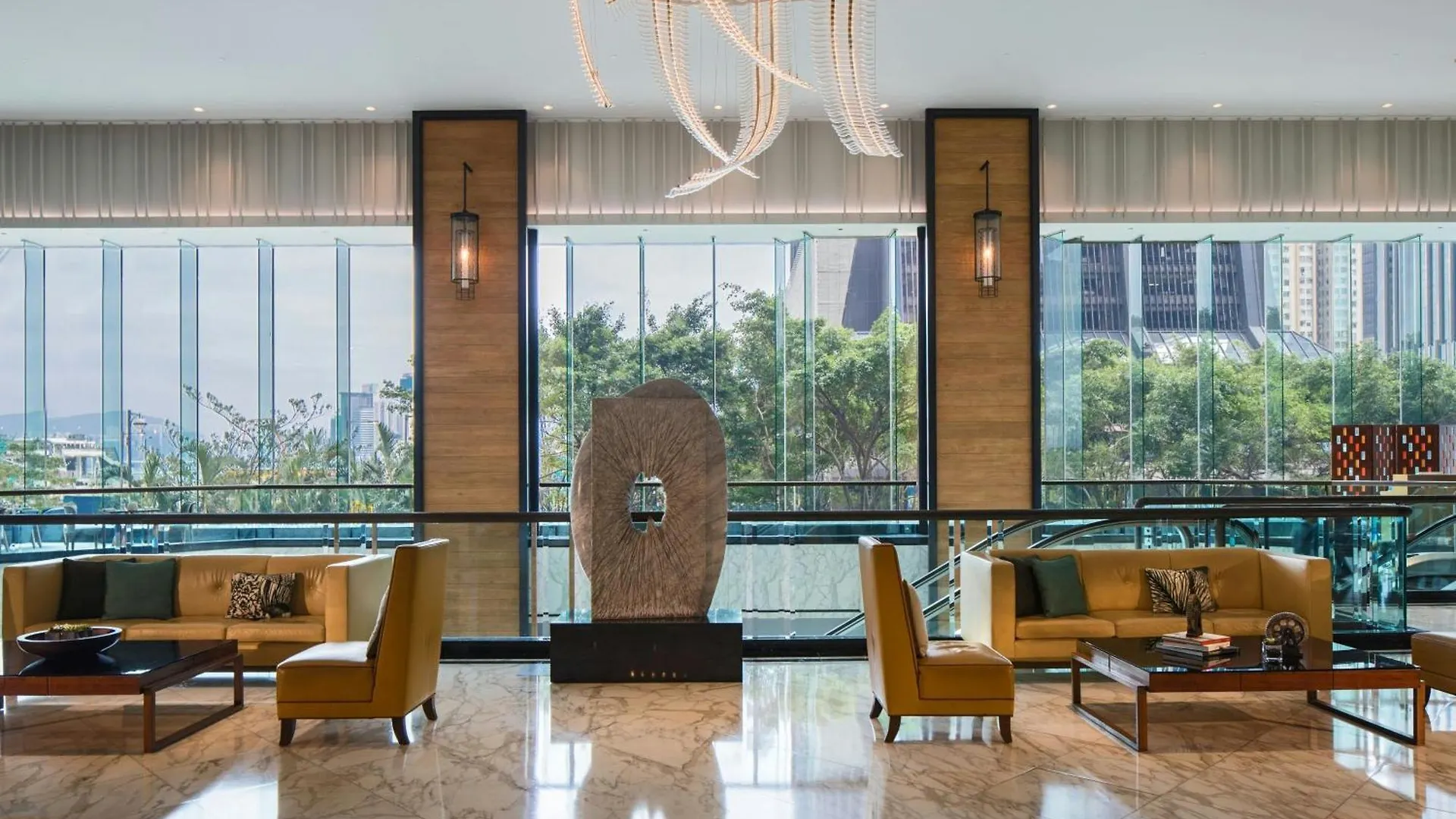 Renaissance Hong Kong Harbour View Hotel