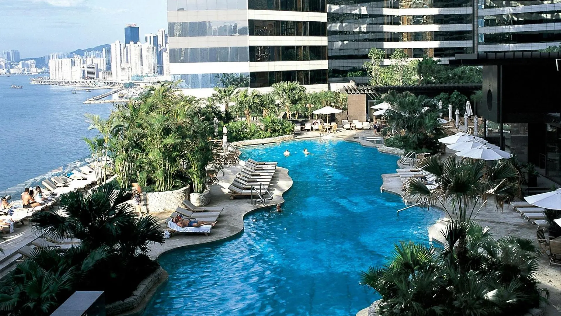 Renaissance Hong Kong Harbour View Hotel