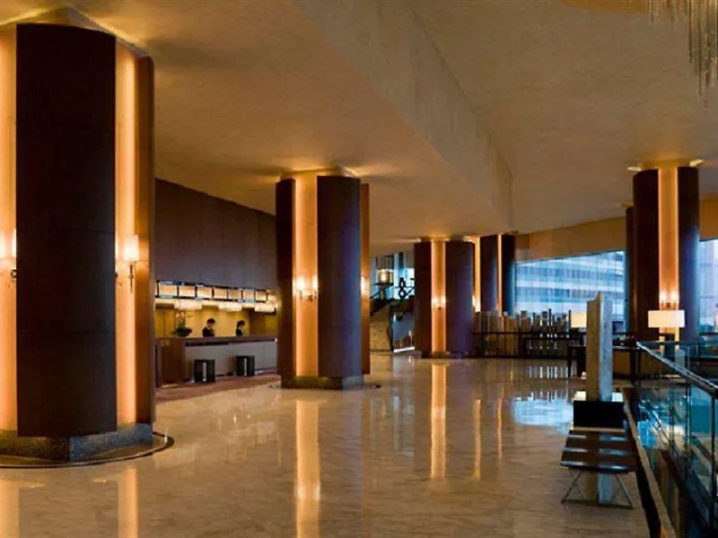 Renaissance Hong Kong Harbour View Hotel