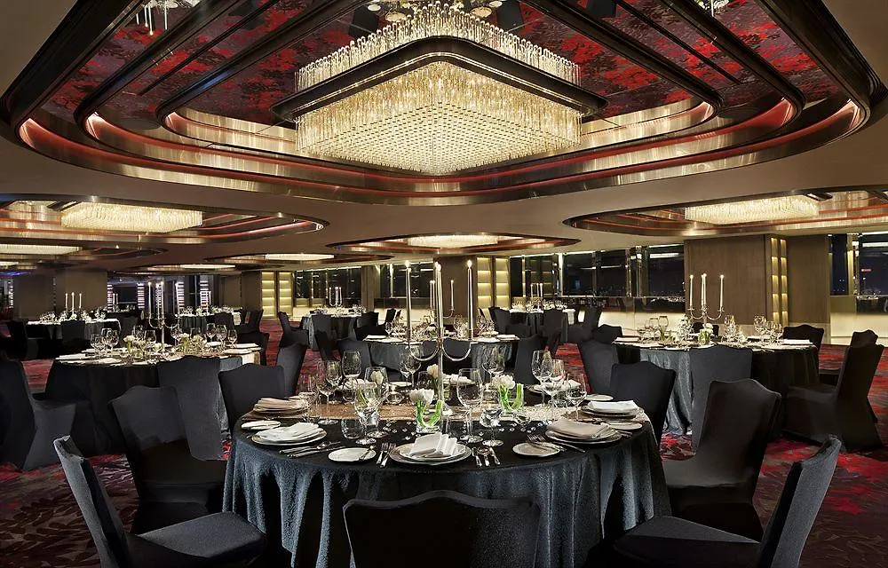 Renaissance Hong Kong Harbour View Hotel