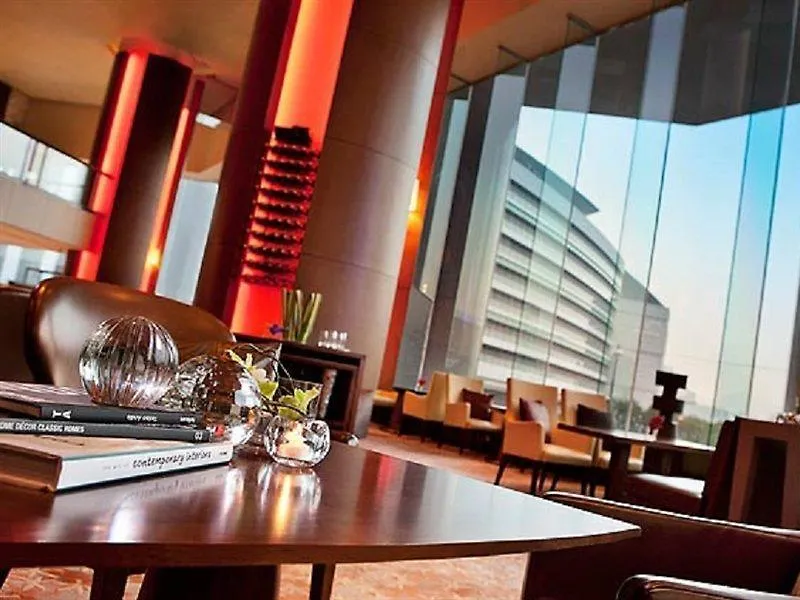 Renaissance Hong Kong Harbour View Hotel